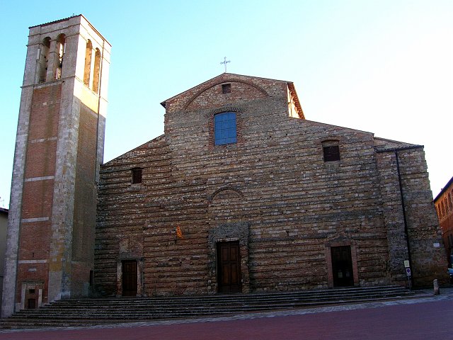 Foto 192 - Montepulciano - Piazza Grande e Duomo.jpg